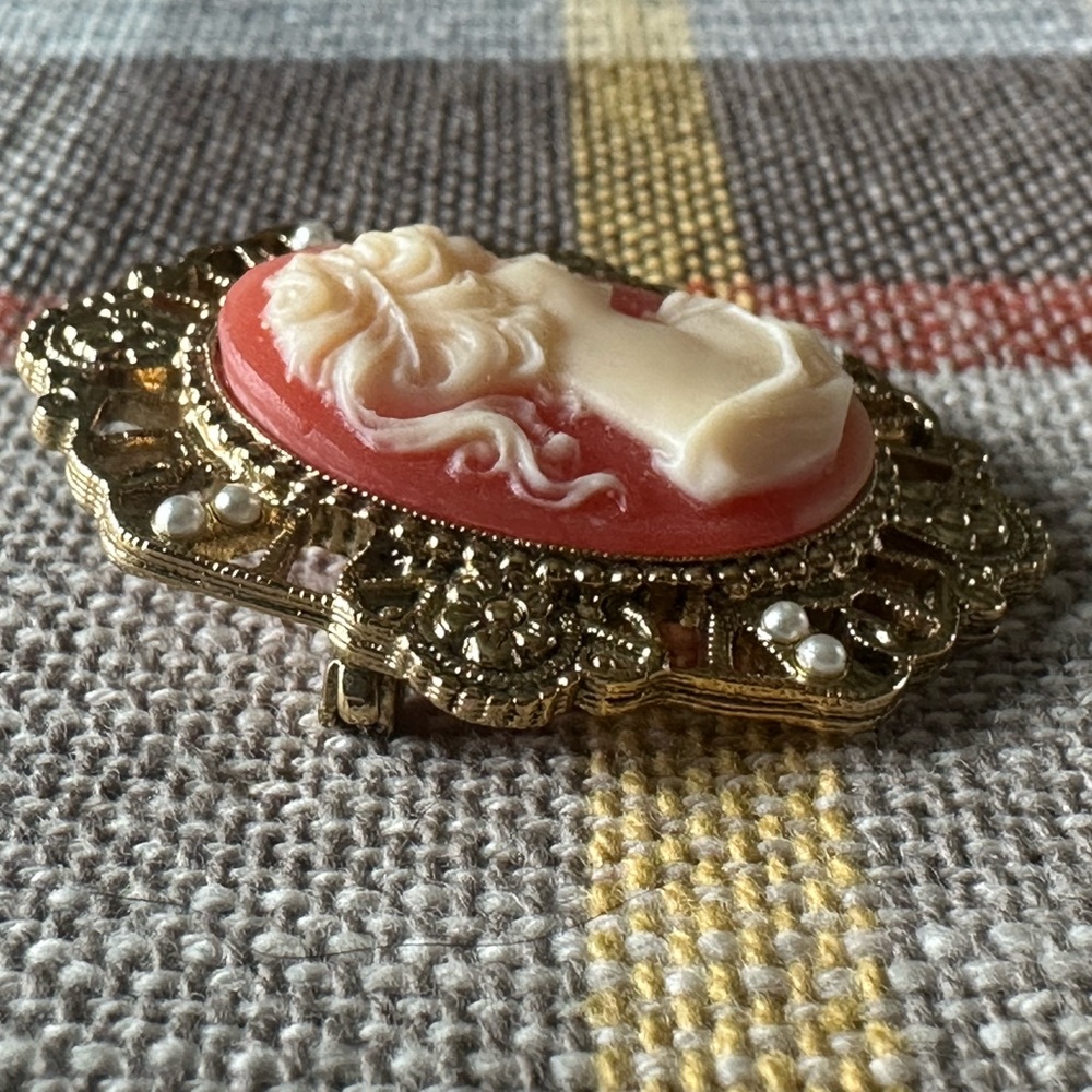 Cameo brooch vintage - Picture 2 of 6